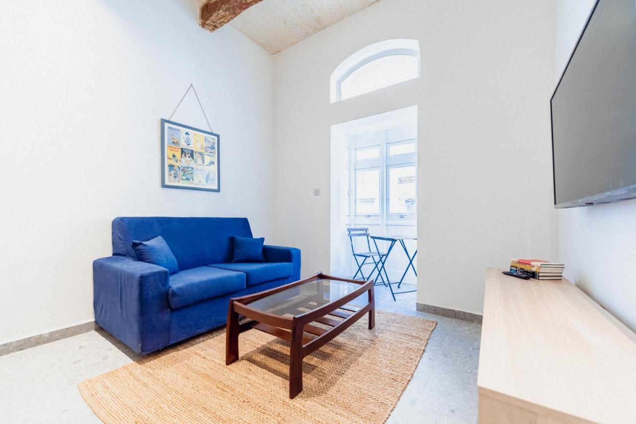Collection - Republica Appartement Valletta